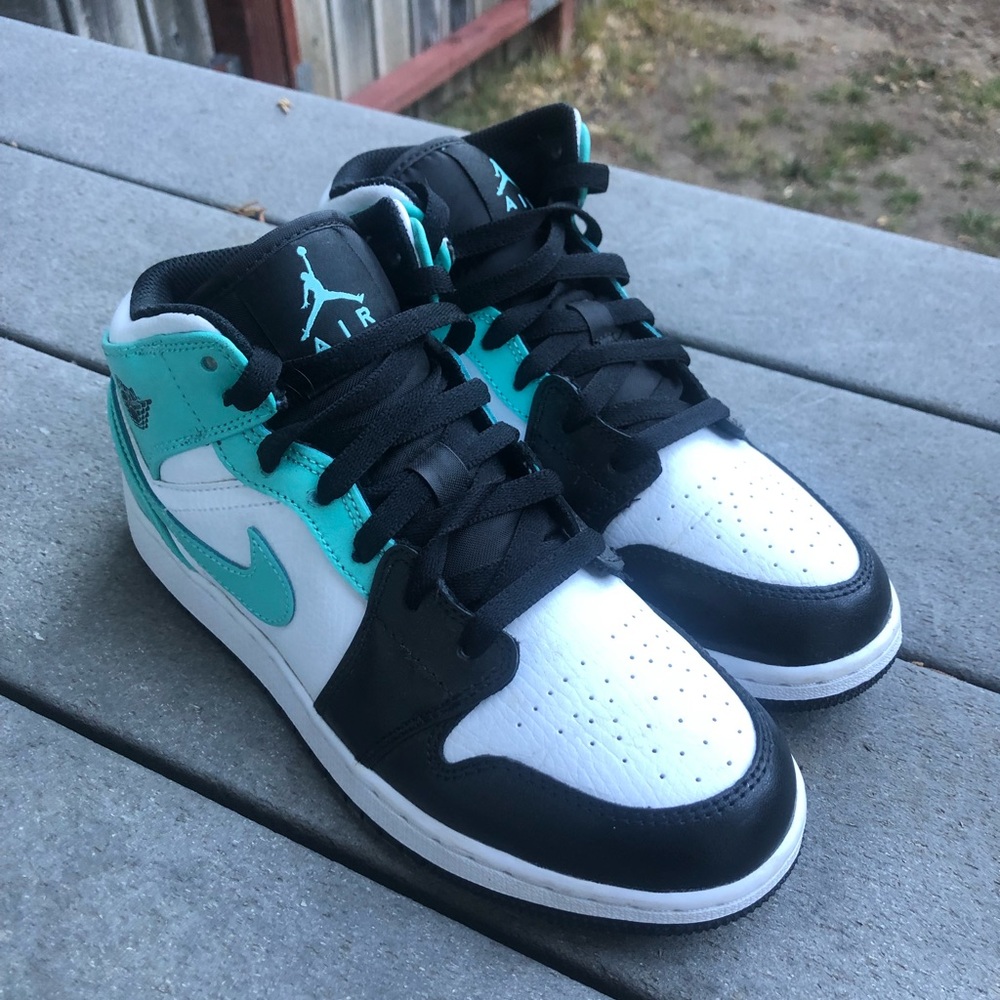 Air Jordan 1 high turquoise white and black size wmns 5